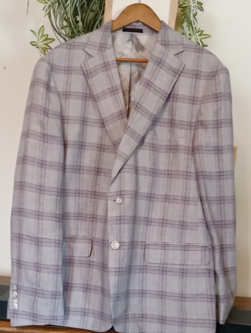 TALLIA Light Gray Blazer with Purple Sport Coat - 46R
